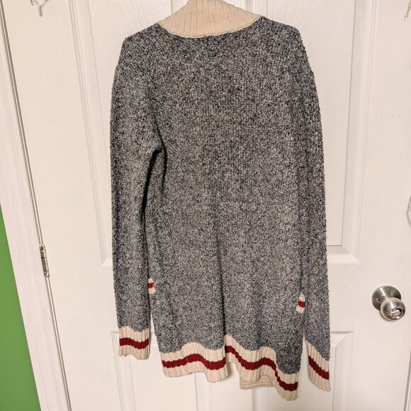 Look-alike Roots Cabin Sweater - Picture 2 of 2